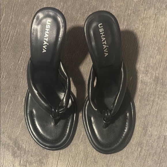Ushatava Made in Spain Black Women's Heeled Thong Sandals Leather Lining Size 39 - Picture 5 of 7